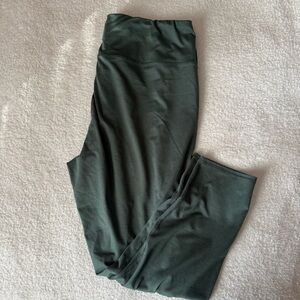 Green Short Leggings